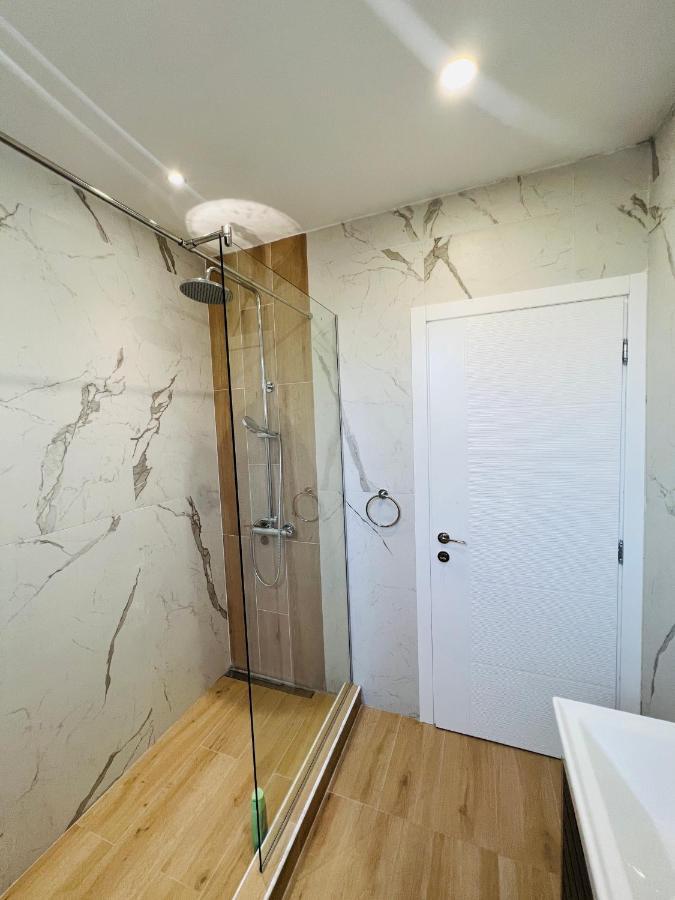Apartment Luxury Explorer Podgorica Exteriér fotografie