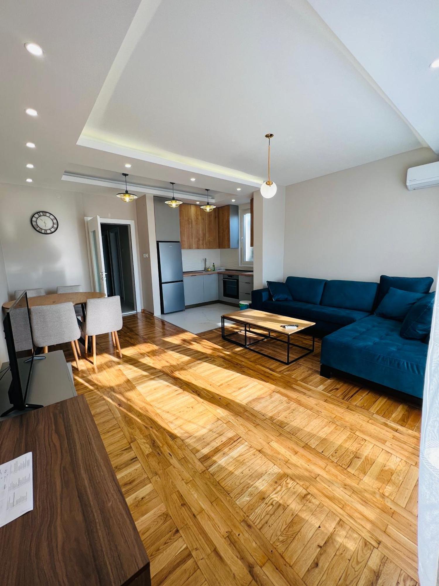 Apartment Luxury Explorer Podgorica Exteriér fotografie